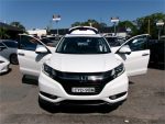 2015 Honda HR-V VTI-L - Image 11