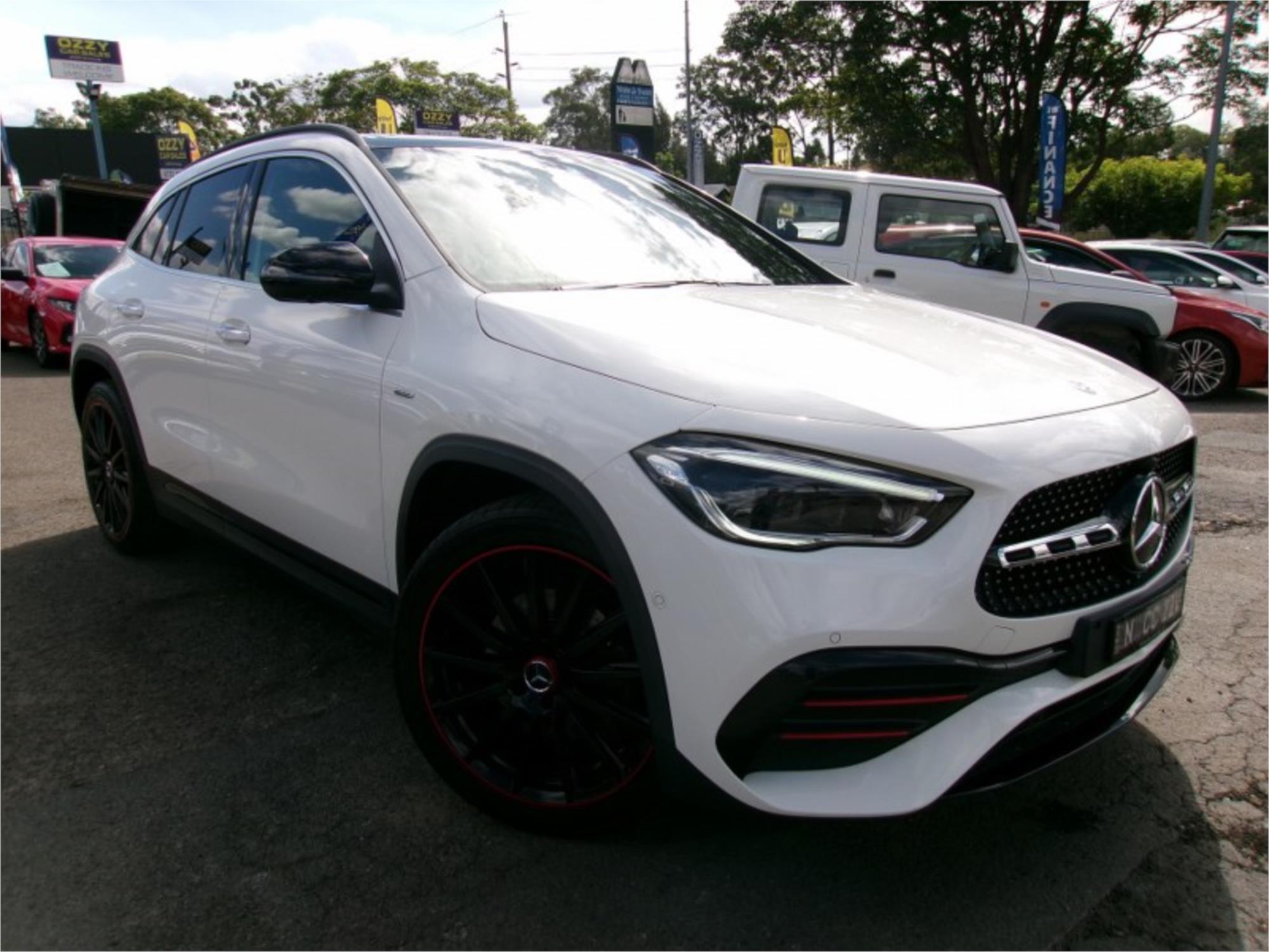 114426_1 2020 Mercedes-Benz GLA 200 Edition 1 - Image 1