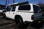 2004 Toyota Hilux (4x4) - Image 4