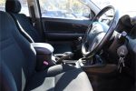 2014 Toyota Hilux SR (4x4) - Image 9