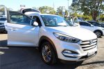2017 Hyundai Tucson Active X (FWD) - Image 11