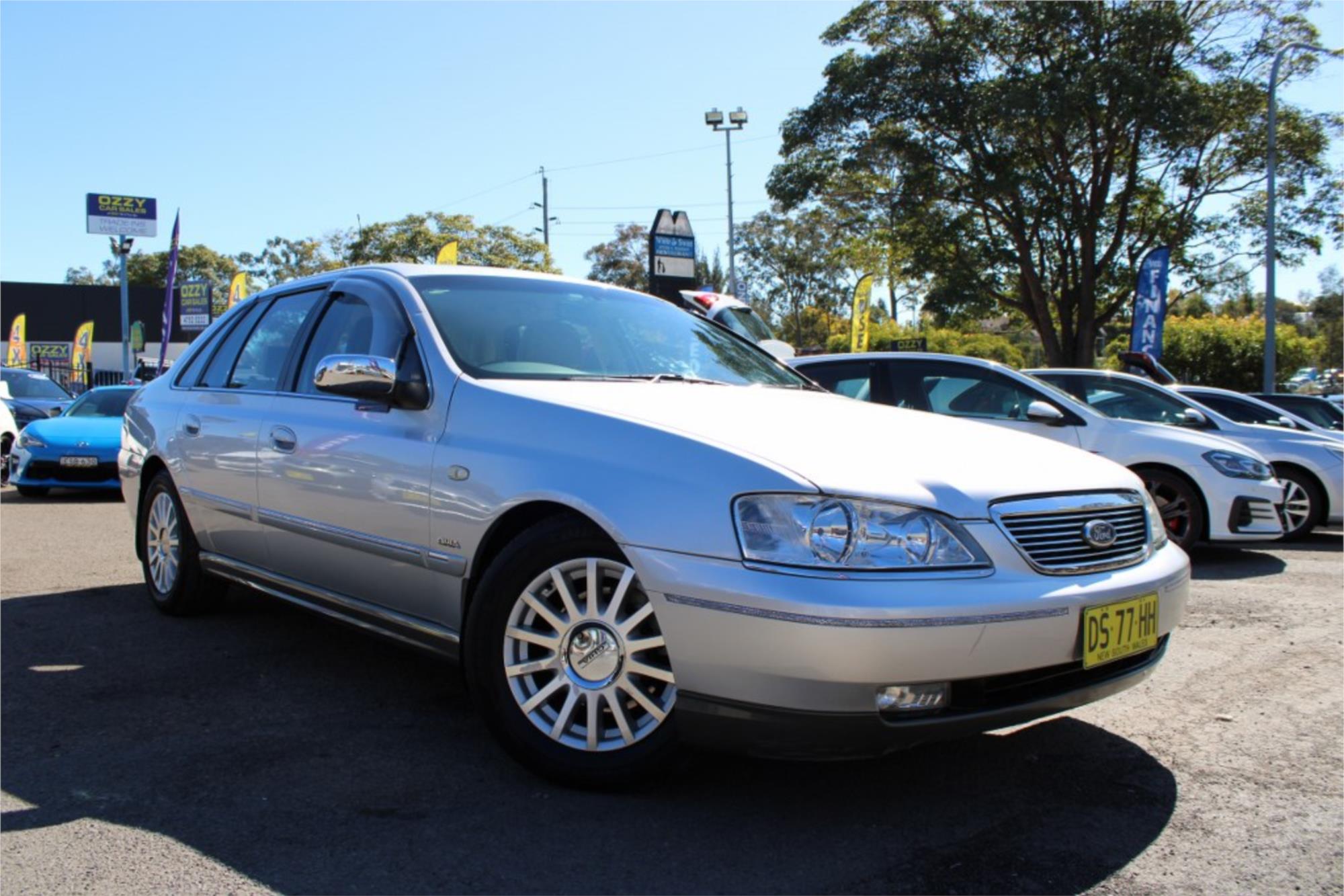 114740_1 2005 Ford Fairlane Ghia - Image 1