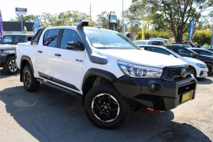 2020 Toyota Hilux Rugged X (4x4)