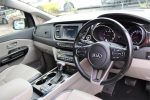2018 KIA Carnival Platinum - Image 11