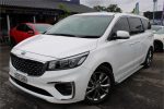 2018 KIA Carnival Platinum - Image 2
