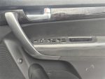 2013 KIA Sorento SI (4x2) - Image 13