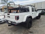 2020 Jeep Gladiator Overland (4x4) - Image 3