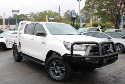 2023 Toyota Hilux SR (4x4)