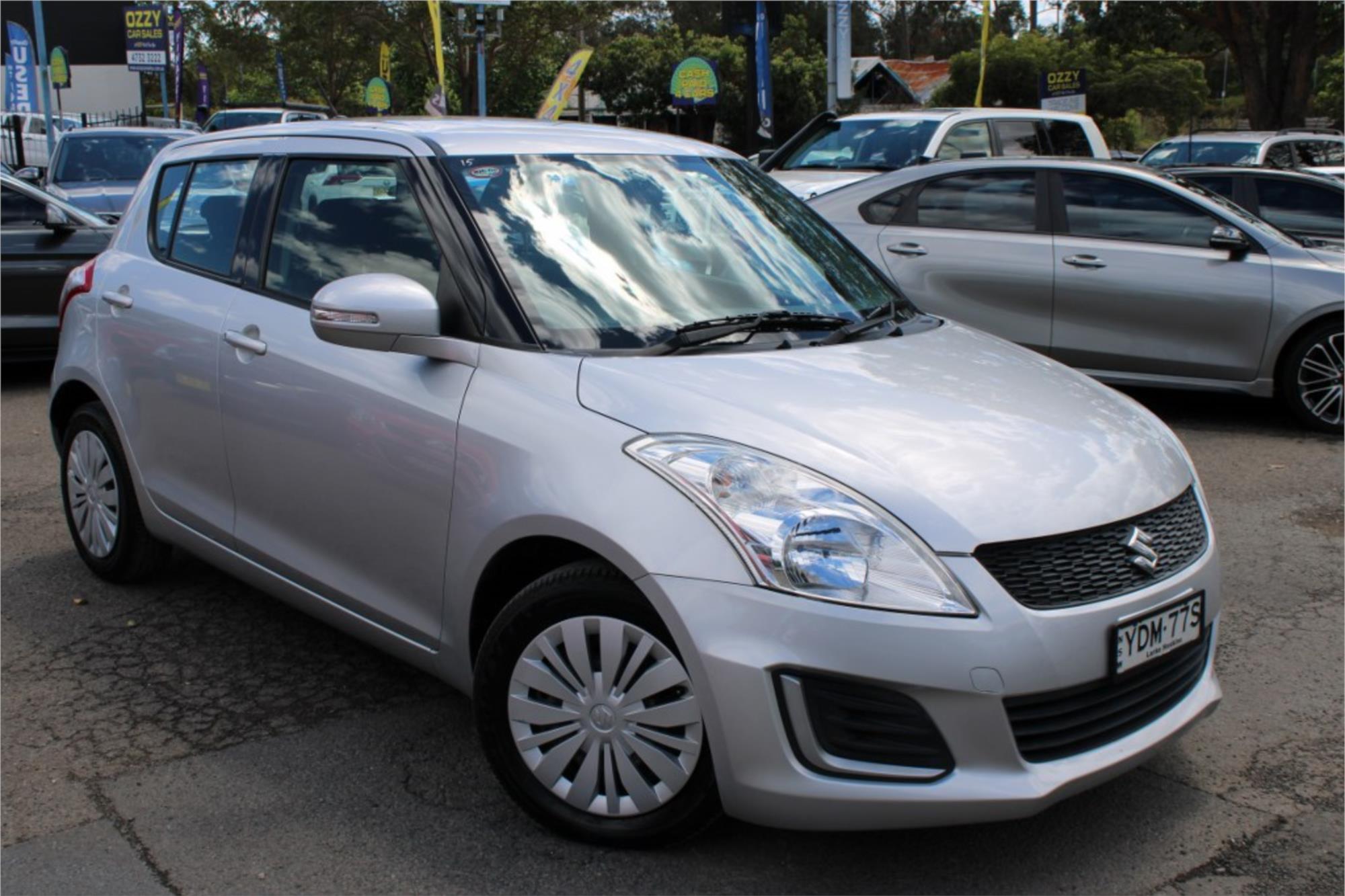 114899_1-1 2015 Suzuki Swift GL - Image 1