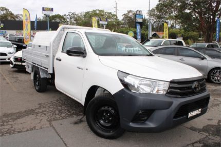 2022 Toyota Hilux Workmate (4x2)