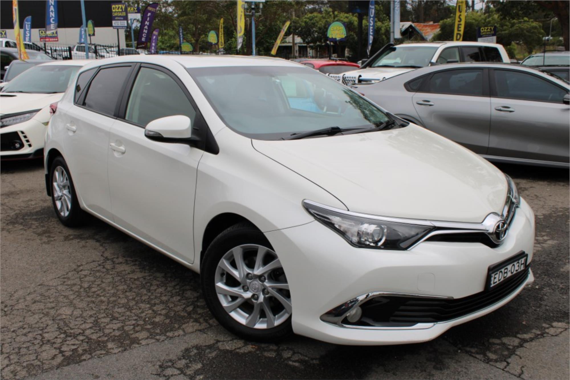 114913_1-1 2017 Toyota Corolla Ascent Sport - Image 1