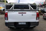 2017 Toyota Hilux SR (4x4) - Image 13