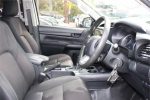 2017 Toyota Hilux SR (4x4) - Image 8